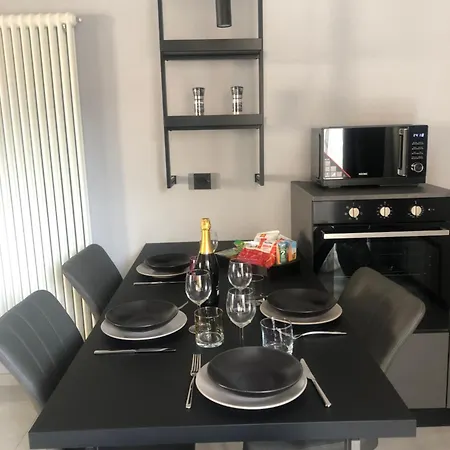 Casa Gemma 公寓 斯特雷萨